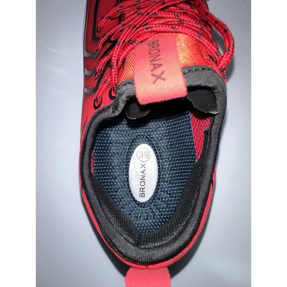 BRONAX SPIDERMAN Athletic Shoes Boys Eur 39 Elastic Toggle Lace Red And Black - Picture 5 of 6